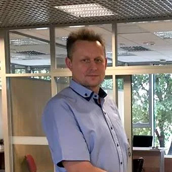 Signatela vadovas Henrikas Nikiperavičius
